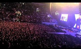 Depeche Mode - Personal Jesus + Shake the Disease