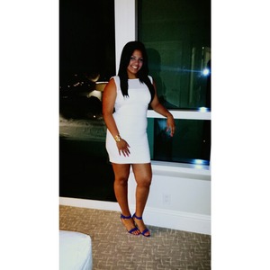 Night Out In Miami. Zara White Sheer Side Dress With Royal blue Strapped Shoes