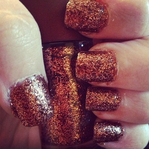 Beautiful and sexy nail polish. 