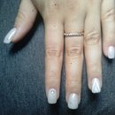short white nails 