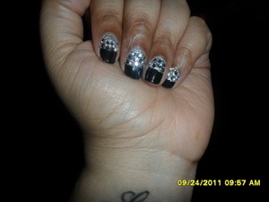 My Blk Sparkling Nails I Did:)