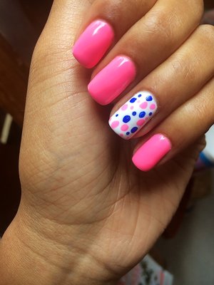 These are super cute nails for summer! And they're my favorite colors pink and blue! 