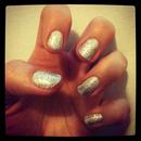Sparkly Silver Nails
