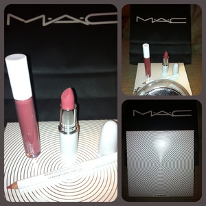 Lip set from the MAC Glitter and Ice holiday 2011 collection.  Love!