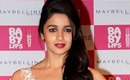 Alia Bhatt's Staple Makeup Hair & Outfit : Makeup Hairstyle & OOTD for Spring