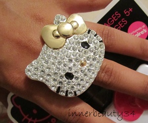 My new favorite ring adds a great twist to any outfit!
