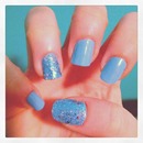  Light blue glitter nails
