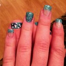 glitter green nails 