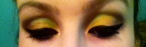 More at: http://bleachandbeauty.tumblr.com
