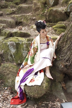 modern kimono from Kimi Motegi