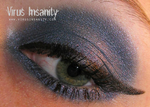 Virus Insanity eyeshadow. Black Cat.
www.virusinsanity.com