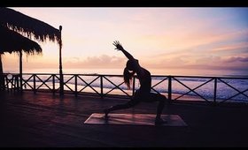 Morning yoga flow to the sunrise