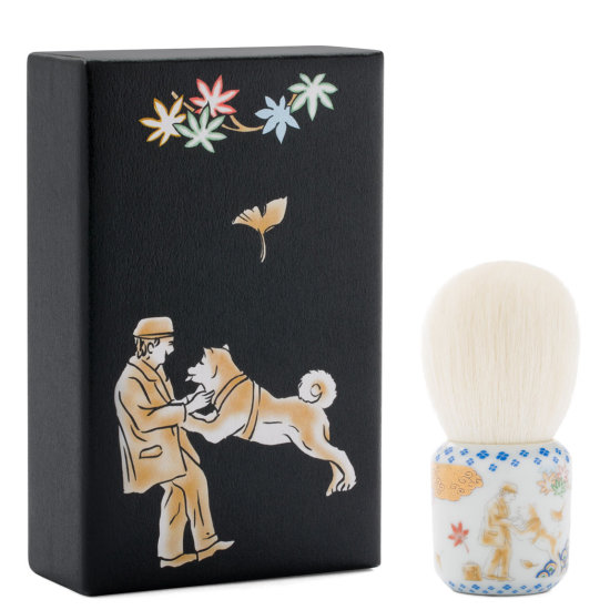 Beautylish Presents The Hachiko Kabuki Brush | Beautylish