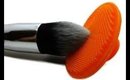 🎀🎀🎀Brush Cleaning Pad mini From RC Cosmetics. Easy Way to Clean Your Makeup Brushes. 🎀🎀🎀