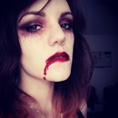 Vampire make up
