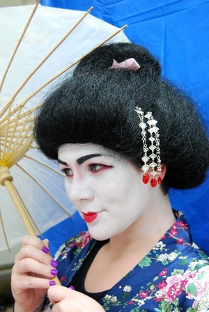 Geisha Makeup
