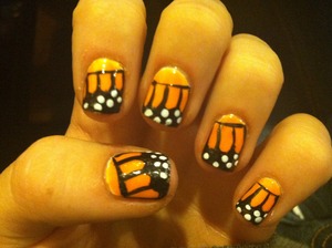 Pretty butterfly nails