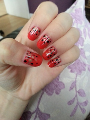 Confetti style nails :)