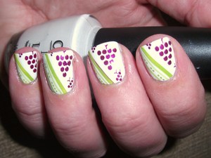 Who likes wine? Who likes grapes? Maybe you'll like these nails more than I did.