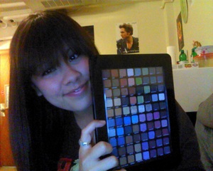 I have an unhealthy eyeshadow obsession <3
