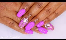 Purple acrylic nails with rhinestones/crystals - Queenii Rozenblad
