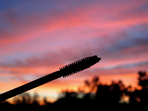 A sunset is beautiful, especially when you're with your favorite mascara! ;)