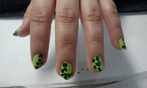 Green leopard print