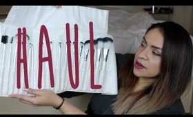 A Mini January Haul | Brushes From eBay, Makeup Revolution Products & A Book | TheRaviOsahn