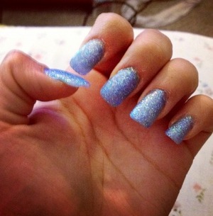 Blue long glitter nails 