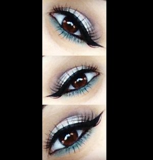 Winged liner 
Eyeshadow of the day