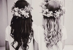 I really like this because it's a bestfriends picture and it's about hair ;)