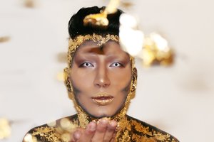 a look I did that was inspired by the story king Midas 