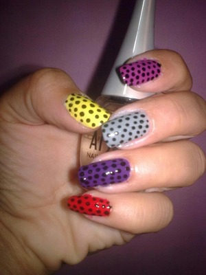 by me.. i do the same on my other hand and my leg fingers ;) <3
