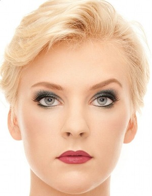 I used the Modiface app for this look. It brings out her eyes. :)