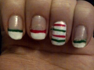 almost like my other black and white strips, but christmas version! :)