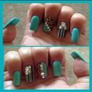 I love these nails 