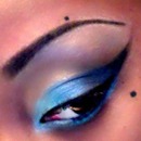 Gradient Blue Cat-Eye!! 