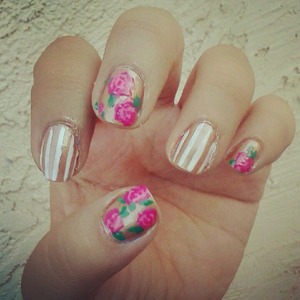 Rose nails (: 