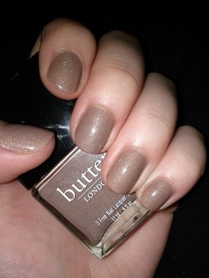 holographic nude. love.