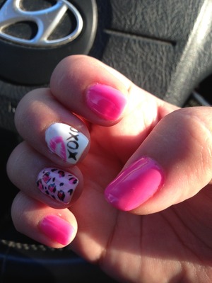 Betsy Johnson pink nails with cheetah design and lips with xoxo. Picture 2 of 2