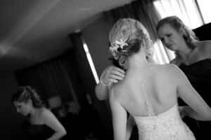 Bridal Hair by Chelsea Reeds
Photo Credit: www.wendykyalom.com