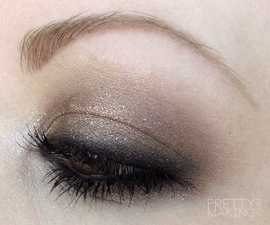EOTD put together using Too Faced's Shadow Bon Bons collection --> http://prettymaking.com/2013/01/eotd-cinnamon-sugar-hot-cocoa-nude-beach/