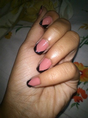 done using two colours:black n peach