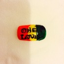 One love bob Marley ✌️ painted on a false nail :L