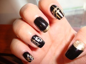 My attempt on creating a Great Gatsby inspired nail look in preparation for the movie premiere. 