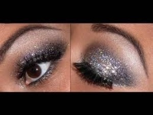 This picture is showing glitter eyes which i call glitter style eyes