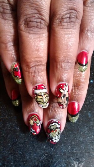 red Christmas nails by #SauceCNailz