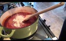 Spaghetti sauce with meatballs