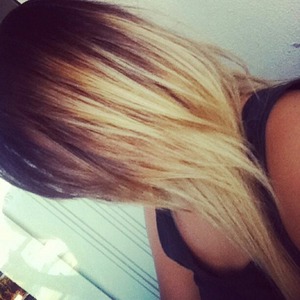 black to blonde fade