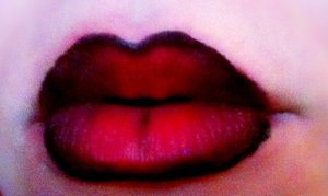 Elvira Mistress of the night lips